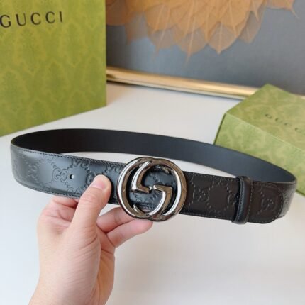 Gucci silver double G buckle black textured belt, simple and elegant, fashionable and luxurious