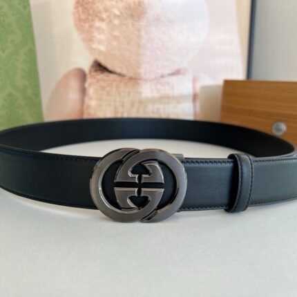 Gucci black double G buckle black belt, simple and elegant, elegant and noble