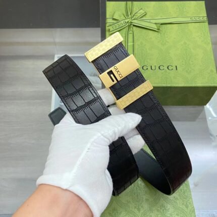 Gucci gold buckle black crocodile texture belt, simple and elegant, low-key luxury