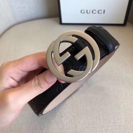 Gucci classic silver buckle black leather belt, simple and elegant, elegant and noble