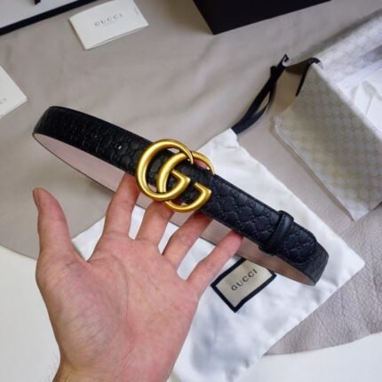 GUCCI gold double G buckle black textured belt, simple and elegant, low-key luxury