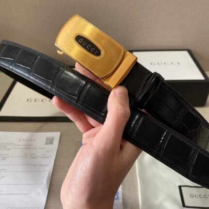 Gucci gold square buckle black crocodile pattern belt, simple and elegant, low-key luxury