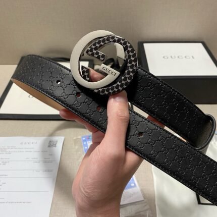 Gucci two-color double G buckle black textured belt, simple and elegant, noble and elegant