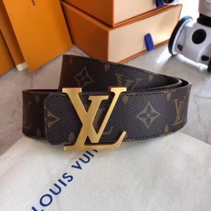 Louis Vuitton classic brown LV belt, simple and elegant, noble and luxurious