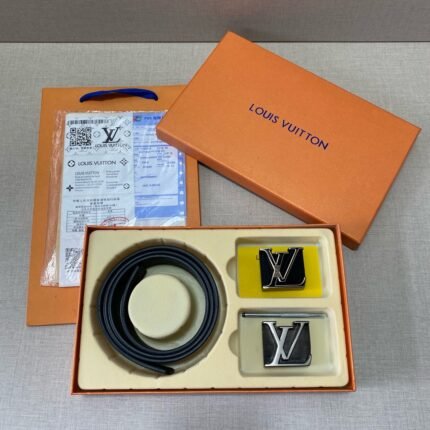 Louis Vuitton classic double buckle V-buckle belt gift box set, simple and elegant, noble and elegant
