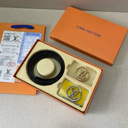 Louis Vuitton classic double buckle V-buckle belt gift box set, simple and elegant, noble and luxurious