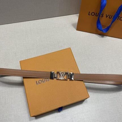 Louis Vuitton gold square buckle brown belt, simple and elegant, noble and elegant
