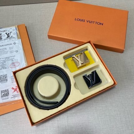 Louis Vuitton classic double buckle V-buckle belt gift box set, simple and elegant, low-key luxury