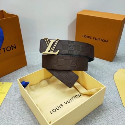 Louis Vuitton gold V buckle brown plaid belt, simple and elegant, low-key luxury