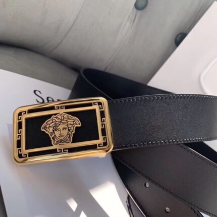 Versace Gold Square Buckle Black Belt Classic Fashion Noble and Elegant