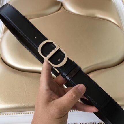 Dior silver D buckle black belt, simple and elegant, noble and luxurious