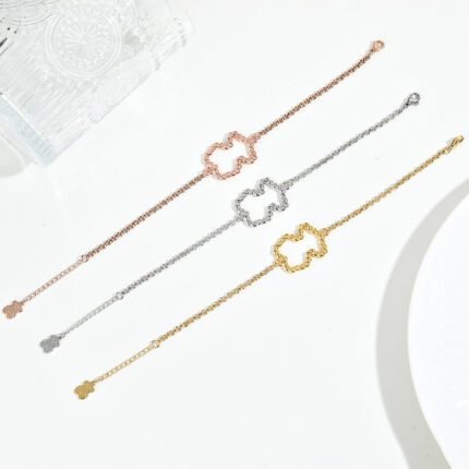 TOUS stainless steel material simple surround frame Spanish bear bracelet