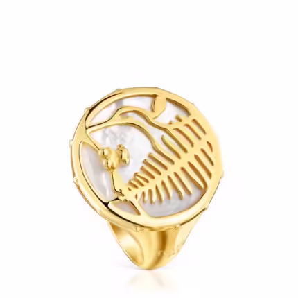 Yunque Openwork Signet ring with 18 kt gold plating over silver and mother-of-pearl