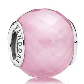 Pandora Cut Garden, cherry blossom powder, glass beading, DIY jewelry accessories, exquisite and simple
