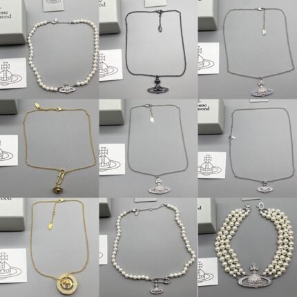 2024 New Exquisite Gold Necklace with Diamond Set Gold Saturn Pendant