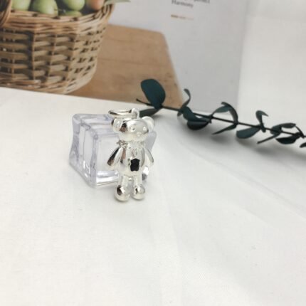 Suitable for wearing fashionable pendants in various places, versatile and personalized