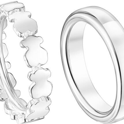 The ring is versatile and personalized, suitable for wearing in various places and fashionable
