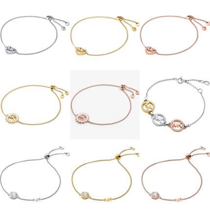 Fashionable and versatile 925 silver material with sparkling zircon border and heart-shaped multi color high-end bracelet