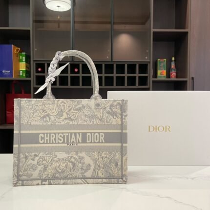 Fashionable and versatile jacquard white tote bag shopping bag, small size exquisite and stylish