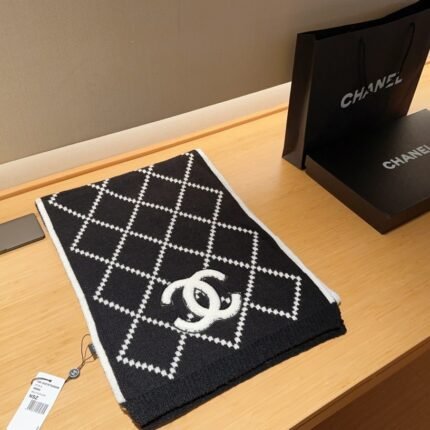 Chanel Chanel Autumn and Winter Knitted Scarf Size 30 × 155 Gift box packaging ➕ reticule