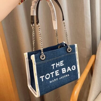 High end denim chain tote bag, small size: 26 × 20 × 11cm