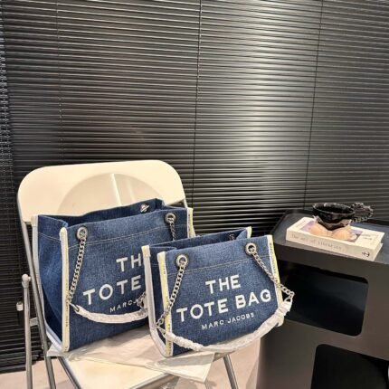 Fresh and trendy indigo blue denim tote bag