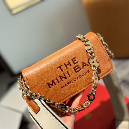 New high-end solid color handbag, fashionable and versatile, single shoulder diagonal leather bag