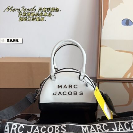 New fashionable and high-end shell handbag with diagonal cross, suitable for daily travel and gatherings