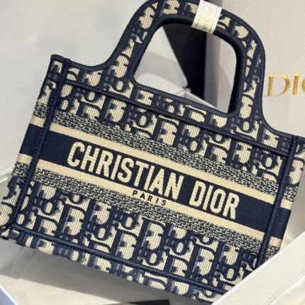 Tote bag shopping bag, very practical and fashionable for daily use