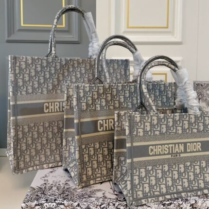 Canvas embroidered printed tote bag, irresistible retro luxury!