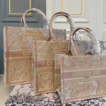 Canvas embroidered printed tote bag, irresistible retro luxury!