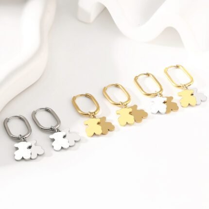 Light luxury fashion earrings for men and women, suitable for daily gatherings