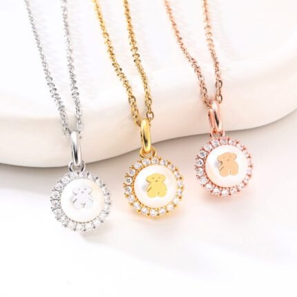 High-end necklaces for men and women suitable for daily gatherings