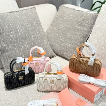 Retro preppy style zipper closure design hand-held briefcase