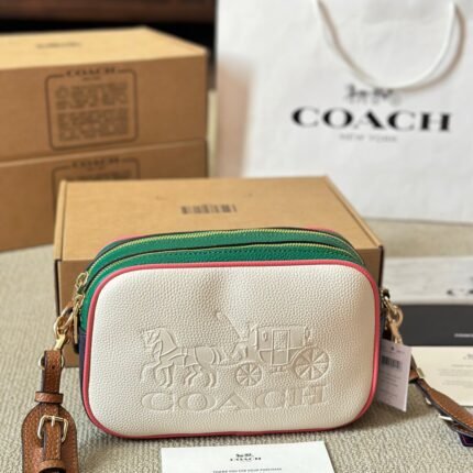 Classic camera bag, latest single shoulder crossbody bag, fashionable and versatile styles, with multiple colors available