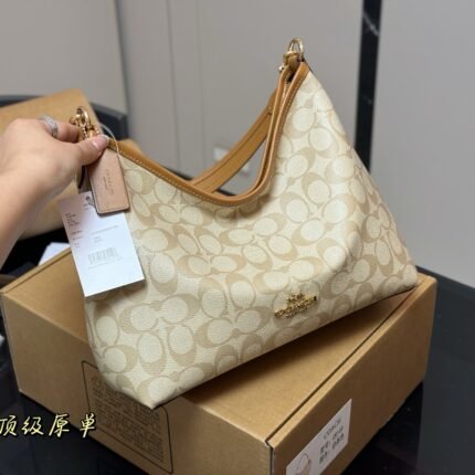 Wandering bag casual, lazy, easy to handle, one long and one short, two shoulder straps, one shoulder, crossbody, hand-held, underarm and back can be freely matched