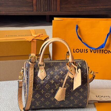 Pillow bag classic and popular, unique, fashionable, light luxury, high-end