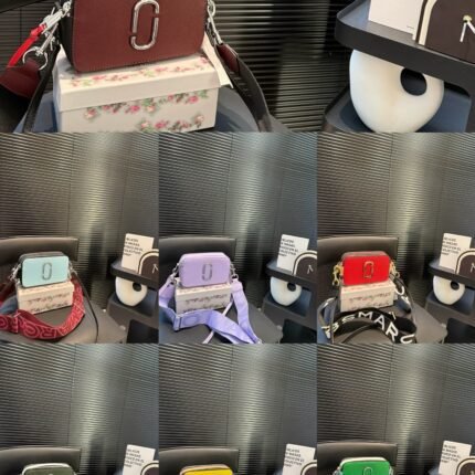 MJ camera bag, with small and colorful colors and versatile shoulder straps, spliced and contrasting exquisite personality