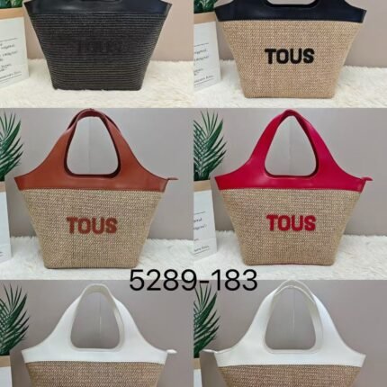 Tous small woven bag 5290-183 Size: bottom width 22mm, top width 34mm, thickness 10mm, height 30mm (including wrist strap) Weight about 555g