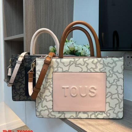 New tous 62082 Size: 32-22-12.5cm Weight: approximately 1.3kg