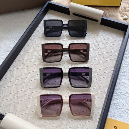 Fendi Sunglasses 2502: Bold Square Frames, Exquisite Detailing