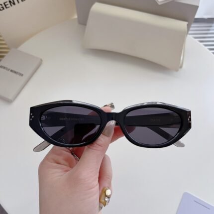 Gentle Monster GM DADA Sunglasses: Retro Cat - Eye Frames, Trendy Vibe