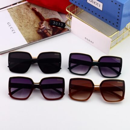 Gucci Model 3013 Square Sunglasses: Bold Styles for Fashion - Forward Looks
